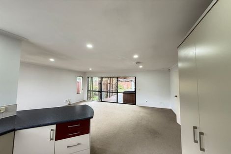 Photo of property in 311 Chapel Road, Flat Bush, Auckland, 2016