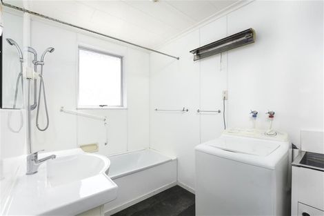 Photo of property in 135a Melbourne Street, South Dunedin, Dunedin, 9012