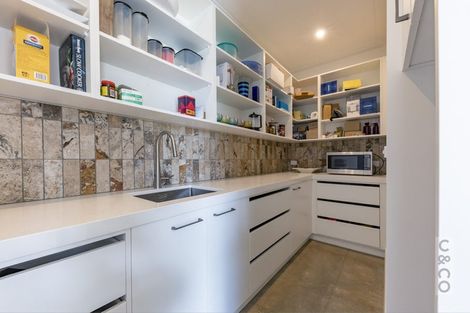 Photo of property in 88 Taupaki Road, Taupaki, Henderson, 0782