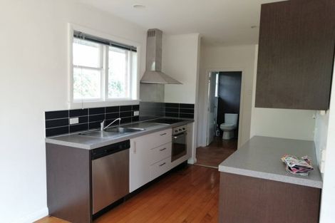 Photo of property in 32 Hamlin Road, Mount Wellington, Auckland, 1060
