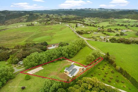 Photo of property in 747 Ngunguru Road, Glenbervie, Whangarei, 0173