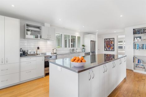 Photo of property in 85 Wharf Road, Te Atatu Peninsula, Auckland, 0610