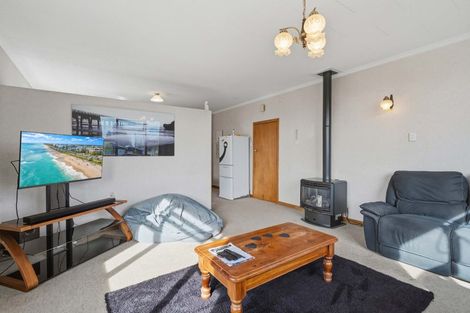 Photo of property in 54 Brydone Street, Edendale, 9825