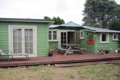 Photo of property in 30 Manuka Street, Otaki Beach, Otaki, 5512