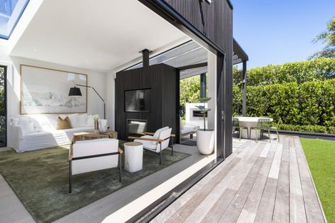 Photo of property in 11 Chester Avenue, Westmere, Auckland, 1022