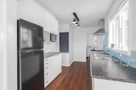 Photo of property in 66 Winters Road, Redwood, Christchurch, 8051