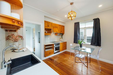 Photo of property in 72 Church Street, Awapuni, Palmerston North, 4412