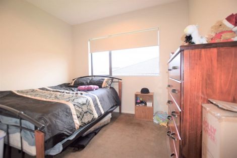 Photo of property in 6 Karika Place, Massey, Auckland, 0614