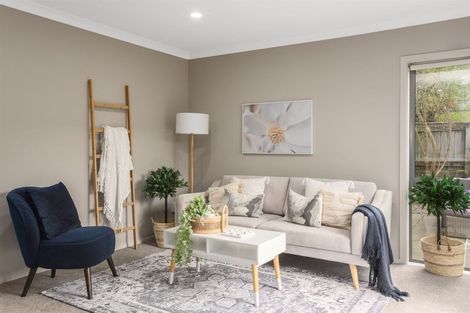 Photo of property in 5 Fiordland Place, Aotea, Porirua, 5024