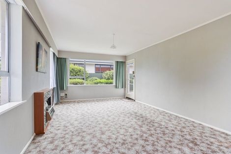 Photo of property in 1/318 Main North Road, Redwood, Christchurch, 8051