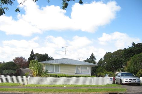 Photo of property in 108 Ennis Avenue, Pakuranga Heights, Auckland, 2010