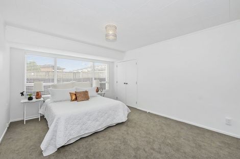 Photo of property in 1/83 Centreway Road, Orewa, 0931