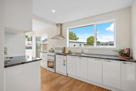 Photo of property in 40 Bower Avenue, New Brighton, Christchurch, 8083