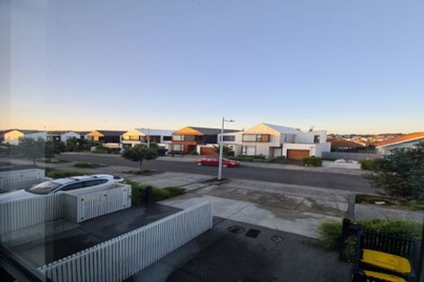 Photo of property in 14 Cochrane Road, Hobsonville, Auckland, 0616