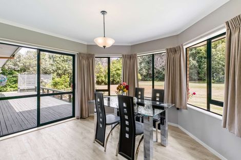 Photo of property in 16 Awaroa Stream Drive, Waiuku, 2123