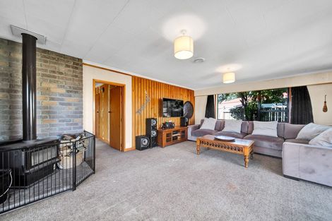 Photo of property in 27 Gore Street, Normanby, Hawera, 4614