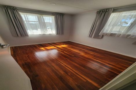 Photo of property in 6 Chadwick Crescent, Mangere East, Auckland, 2024