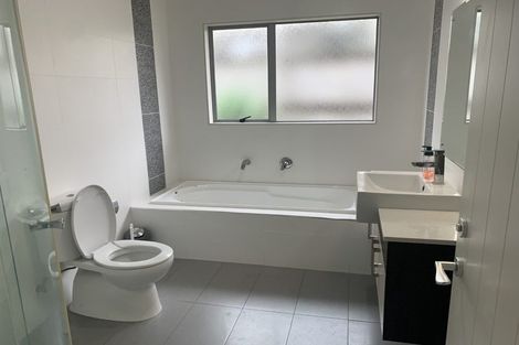 Photo of property in 69 Killybegs Drive, Pinehill, Auckland, 0632