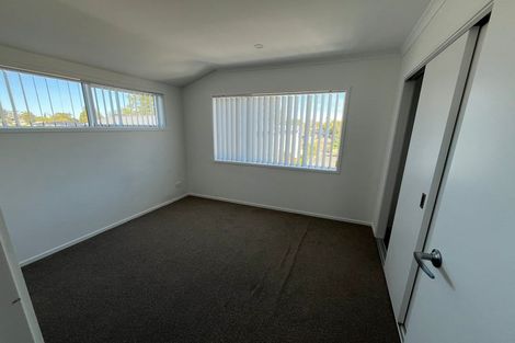 Photo of property in 1/67a Metcalfe Road, Ranui, Auckland, 0612