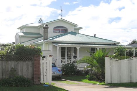 Photo of property in 81 Bay Street, Red Beach, 0932