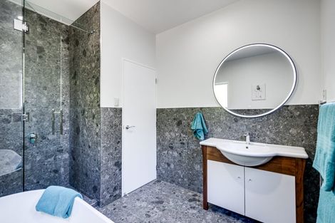 Photo of property in 142b Thompson Road, Bluff Hill, Napier, 4110