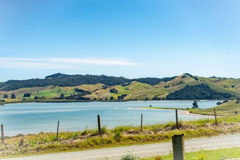 Photo of property in 63 Otara Road, Kaiwaka, 0573