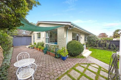 Photo of property in 1/44 Kathleen Crescent, Hornby, Christchurch, 8042
