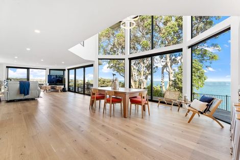 Photo of property in 75 Tiri Road, Manly, Whangaparaoa, 0930