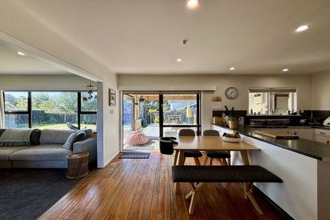 Photo of property in 89 Martin Road, Paraparaumu Beach, Paraparaumu, 5032