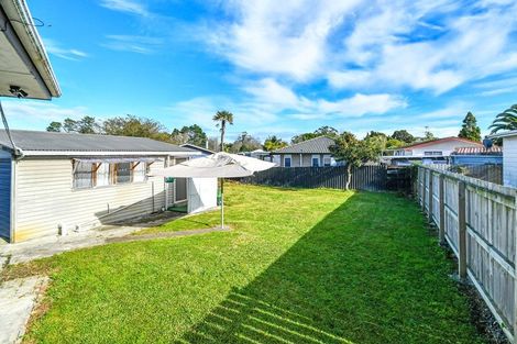 Photo of property in 6 Quintal Place, Papatoetoe, Auckland, 2025