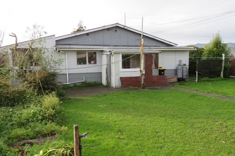 Photo of property in 120 Derby Street, Westport, 7825