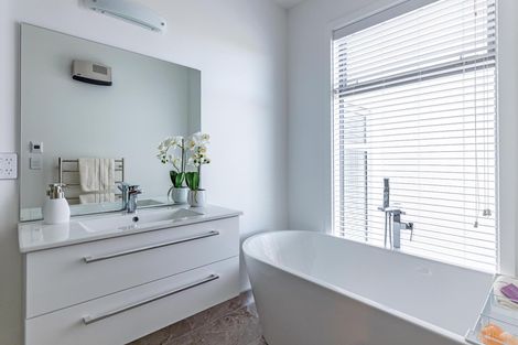 Photo of property in 28 Meadowstone Street, Gleniti, Timaru, 7910