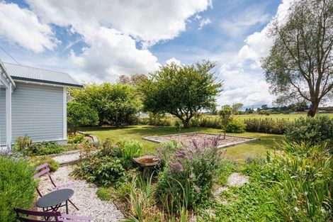 Photo of property in 6 Griffins Road, Marton, 4788