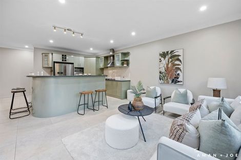 Photo of property in 8 Waikura Drive, Te Atatu Peninsula, Auckland, 0610