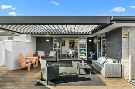 Photo of property in 35 Cridland Place, Halswell, Christchurch, 8025