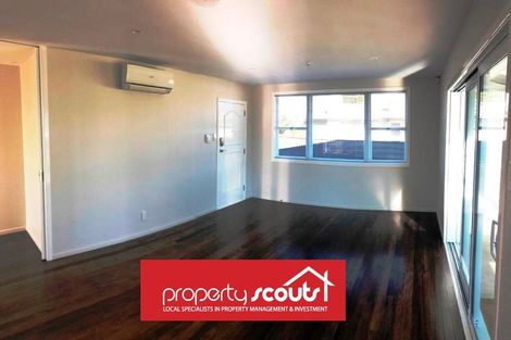 Photo of property in 76 Gloria Avenue, Te Atatu Peninsula, Auckland, 0610