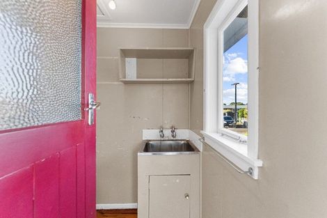 Photo of property in 12 Barclay Street, Ferndale, New Plymouth, 4310