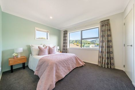 Photo of property in 6 Yeats Grove, Trentham, Upper Hutt, 5018