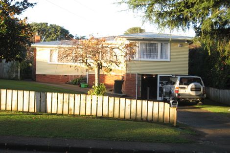 Photo of property in 32 Rothery Road, Hillpark, Auckland, 2102