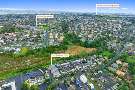 Photo of property in 11f Clearwater Cove, West Harbour, Auckland, 0618