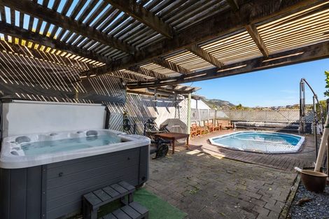 Photo of property in 9 Farnham Drive, Richmond, 7020