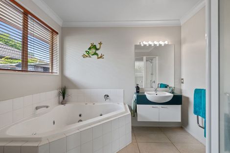 Photo of property in 9 Blarney Place, Casebrook, Christchurch, 8051