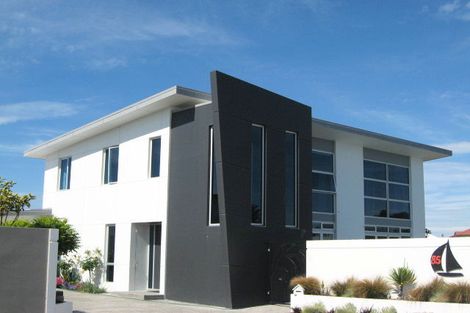 Photo of property in 85 Aston Drive, Waimairi Beach, Christchurch, 8083