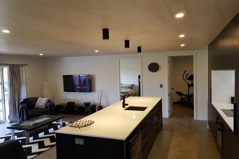 Photo of property in 23 William Bayes Place, Red Beach, 0932