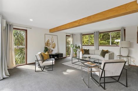 Photo of property in 15 Beeche Place, Birkdale, Auckland, 0626