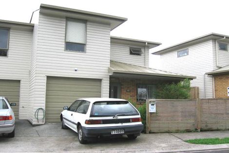 Photo of property in 16 Barnea Circle, Glen Eden, Auckland, 0602