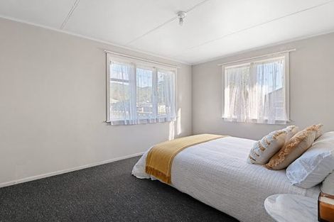 Photo of property in 9a Victory Road, Fairy Springs, Rotorua, 3015