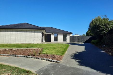 Photo of property in 6 Kirkdale Place, Avonhead, Christchurch, 8042
