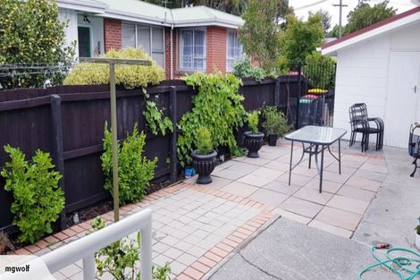 Photo of property in 1/5 Milnebank Street, Upper Riccarton, Christchurch, 8041