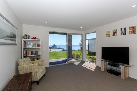 Photo of property in 5a Mission Street, Moturoa, New Plymouth, 4310